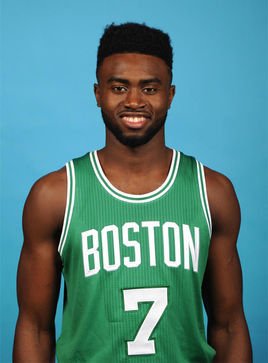 意甲联赛球队表现对比分析（意甲各队表现对比评估）