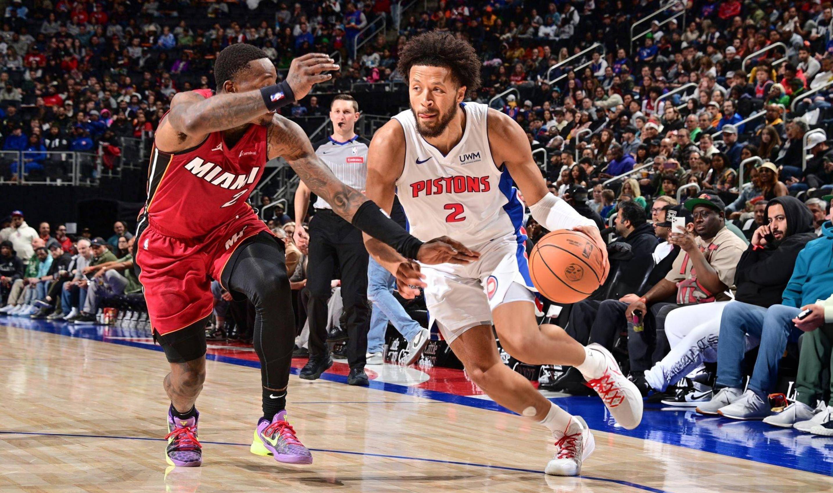 名宿怒批萨拉赫：这是他和经纪人的惯用伎俩 只会说“我我我”（名宿炮轰萨拉赫：与经纪人合演老套路，满嘴“我我我”）