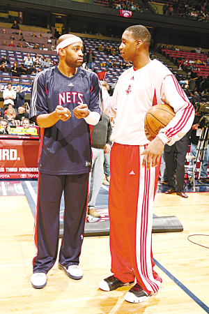 半场战报：佛罗伦萨0-1莱切，梅东-贝里沙建功（半场速递：莱切1-0领先佛罗伦萨，梅东-贝里沙破门）